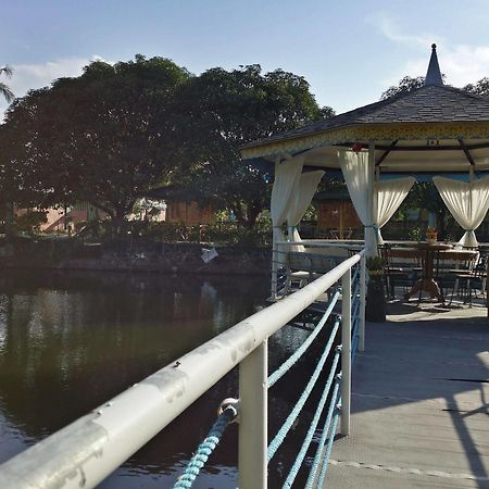 Villa Del Carmen Resort And Restaurant Bulacan Buitenkant foto